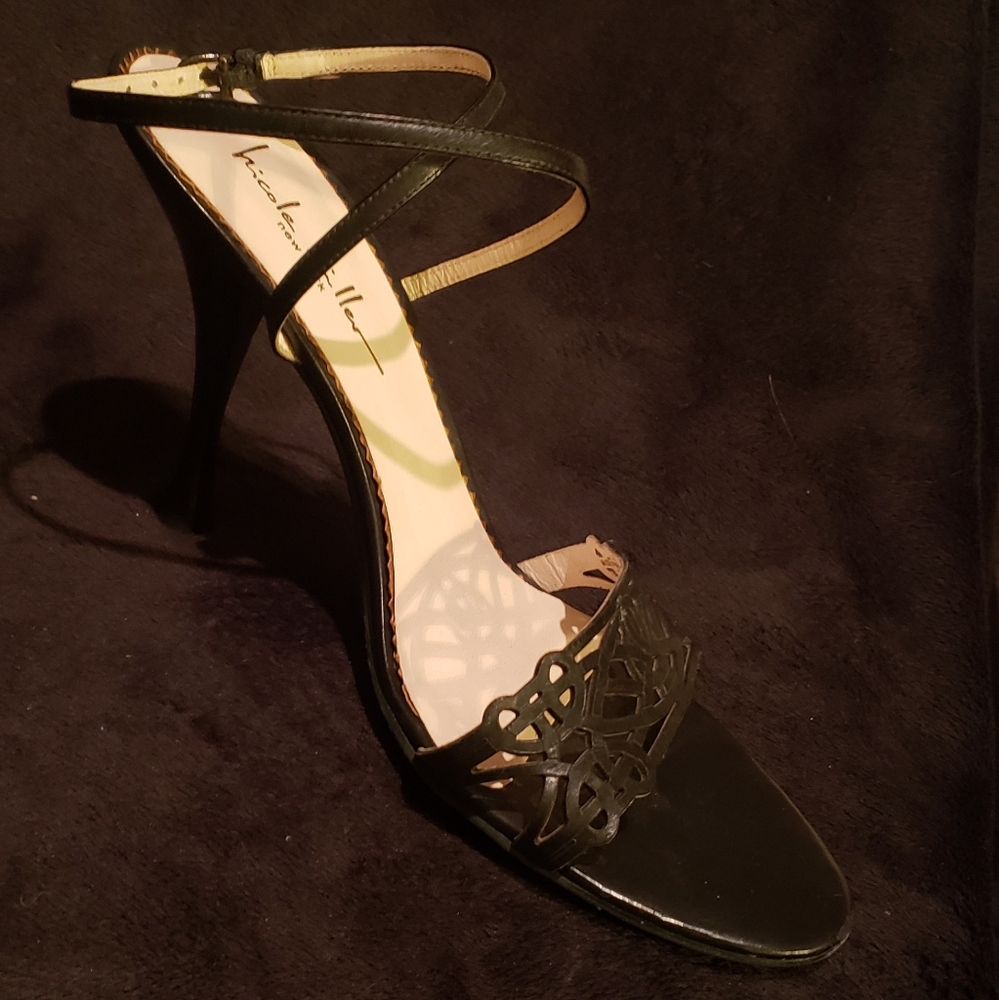 Nicole Miller leather Sz 8